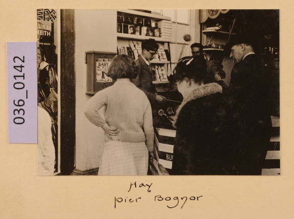 image PA-A.36_142-2012