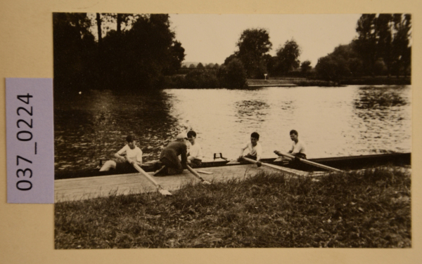 image PA-A.37_224-2012