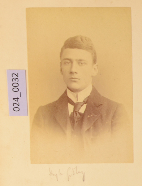 image PA-A.24_32-2013