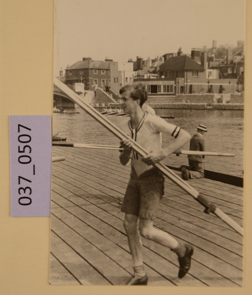 image PA-A.37_507-2012